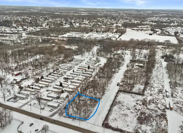 8465 S 5th Ave, Oak Creek, WI 53154