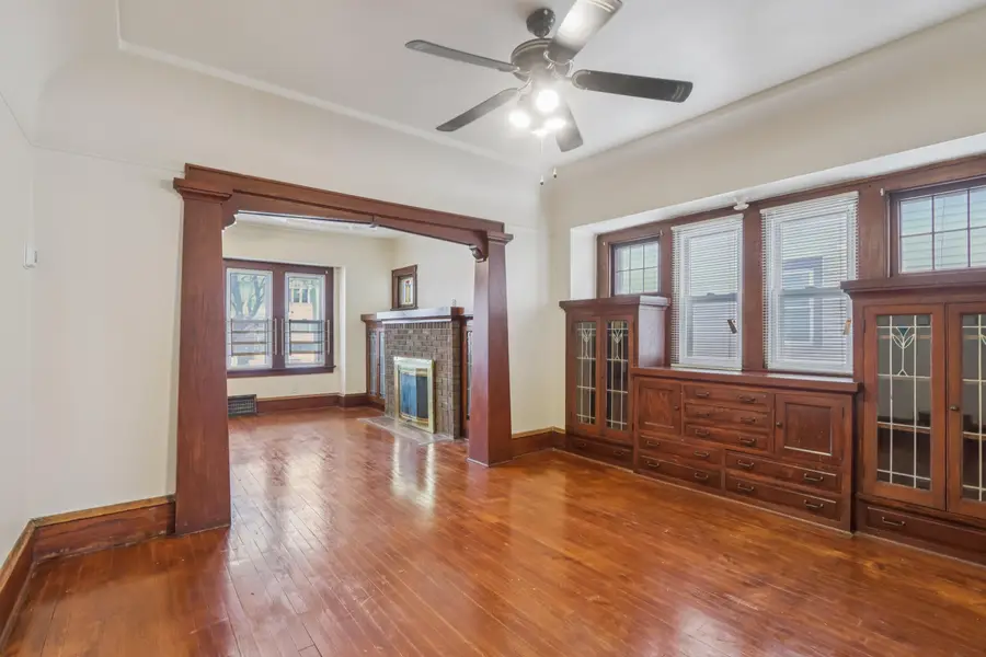 4027 N 24th Pl, Milwaukee, WI 53209 - Image #3