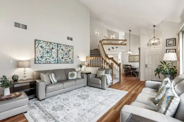 14048 W Waters Edge Trl, New Berlin, WI 53151