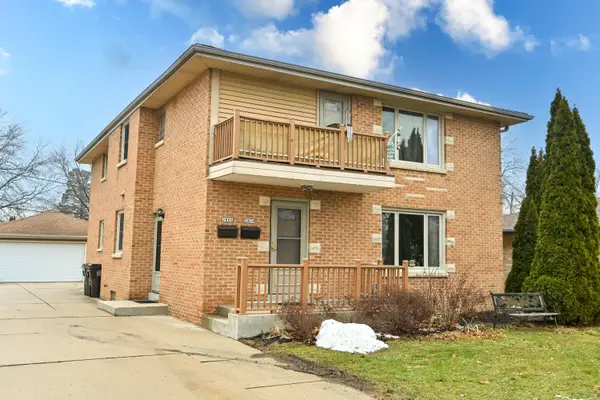 2806 E Bottsford Ave, Saint Francis, WI 53235