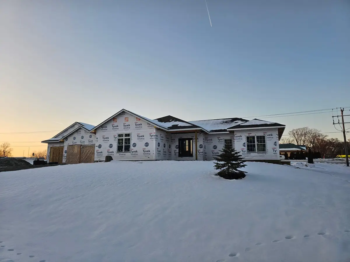 S63W13464 Windsor Rd, Muskego, WI 53150 - Image #1