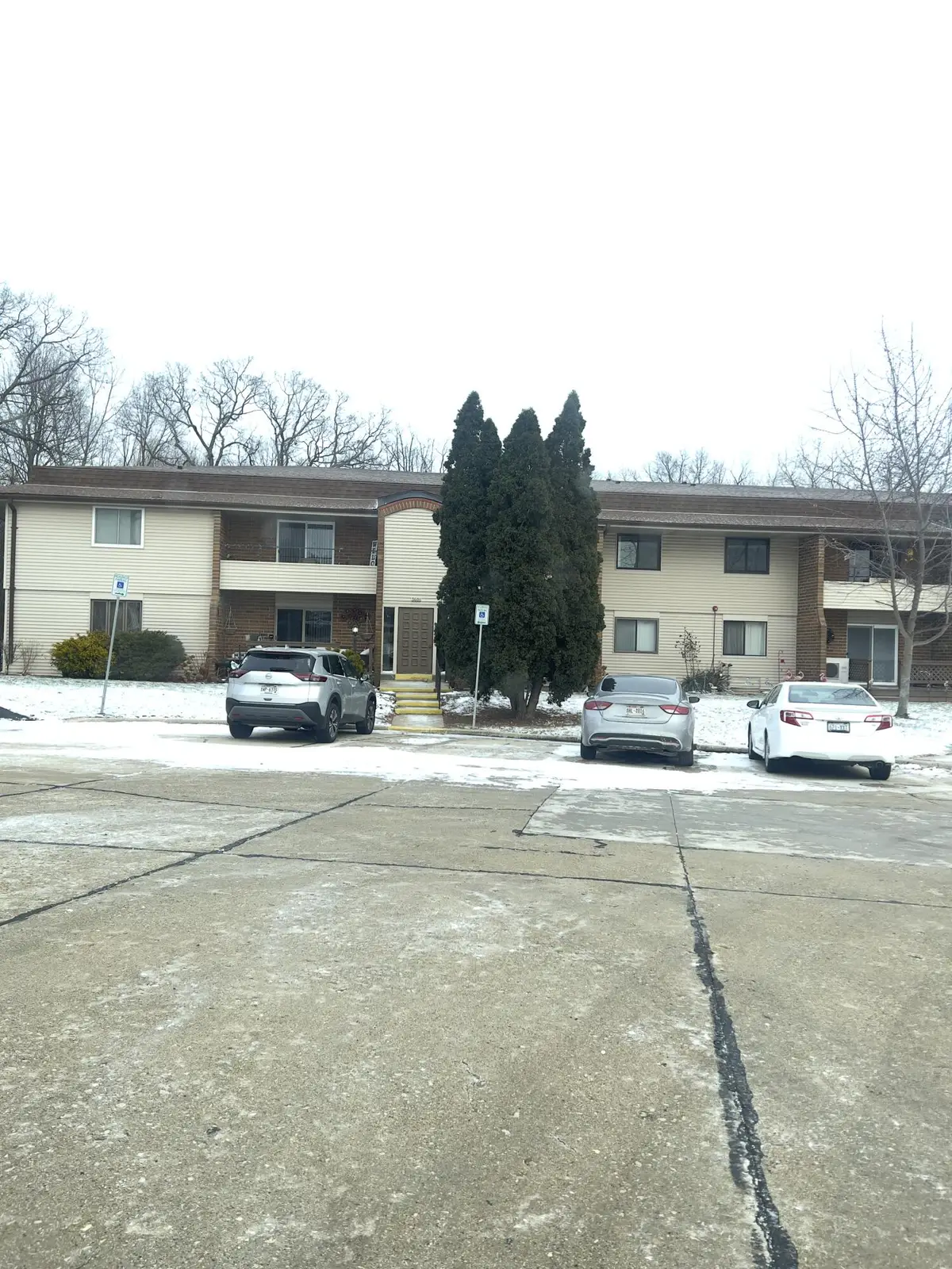 3601 St Andrews Ct, Racine, WI 53403 - Image #1