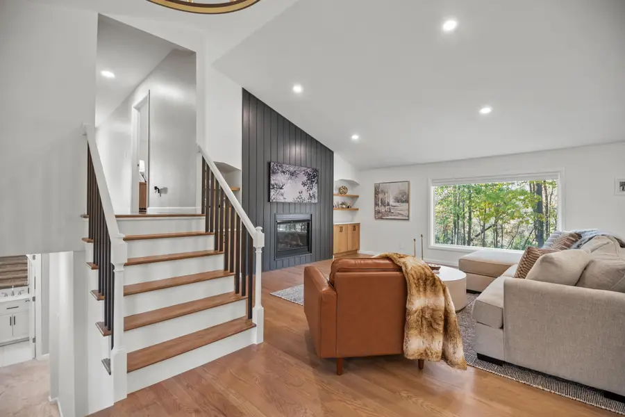 279 High Forest Dr, Grafton Town, WI 53012 - Image #3