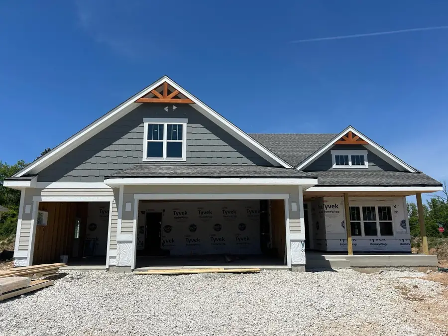 N55W25226 Crescent Hill Dr, Sussex, WI 53089 - #3