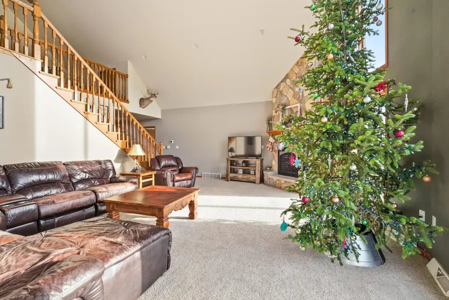 18310 W Washington Rd, Schleswig, WI 53042 - Image #2