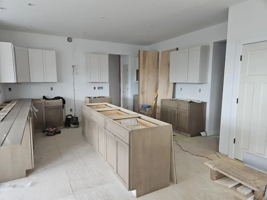 407 Ingleside Ct, Dousman, WI 53118 - #3