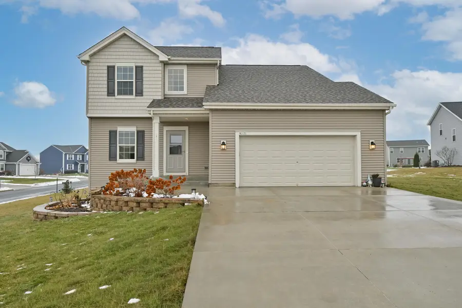 W1171 Meadowsweet Pass, Ixonia, WI 53036 - Image #2