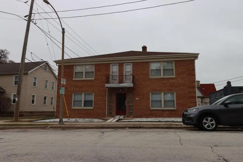 2312 N 71st St, Wauwatosa, WI 53213 - Image #1
