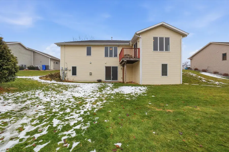 1203 Schuman Dr, Watertown, WI 53098 - Image #3