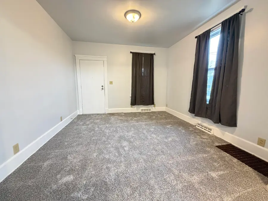 1549 Augusta St, Racine, WI 53402 - Image #3