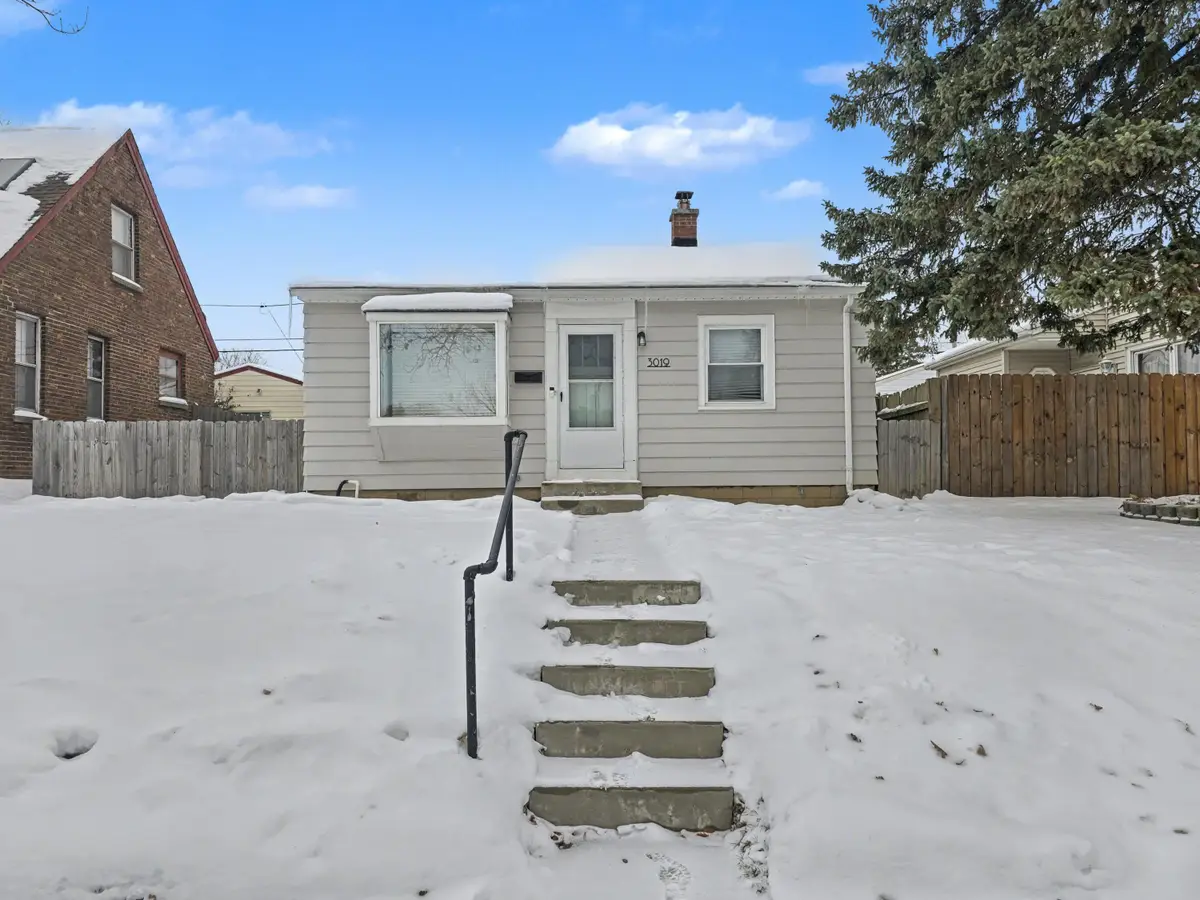 3019 S 50th St, Milwaukee, WI 53219 - Image #1