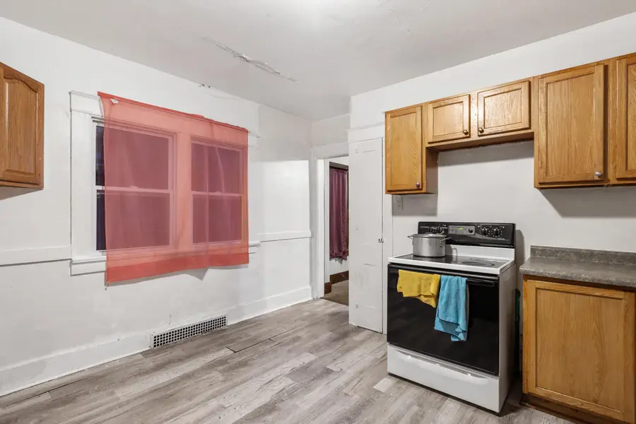 1512 Kentucky Ave, Sheboygan, WI 53081 - Image #3