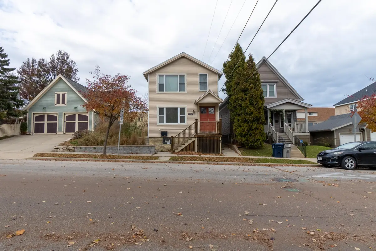 216 E Brown St, Milwaukee, WI 53212 - Image #1