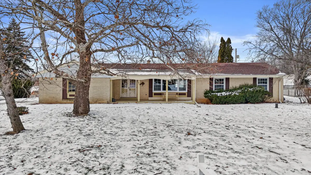 4335 N 145th St, Brookfield, WI 53005 - Image #1