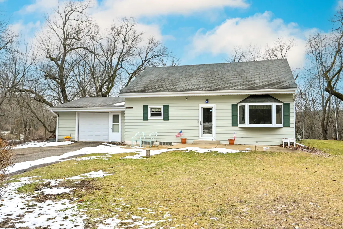 1601 Highland Ave, Hubertus, WI 53033 - Image #1