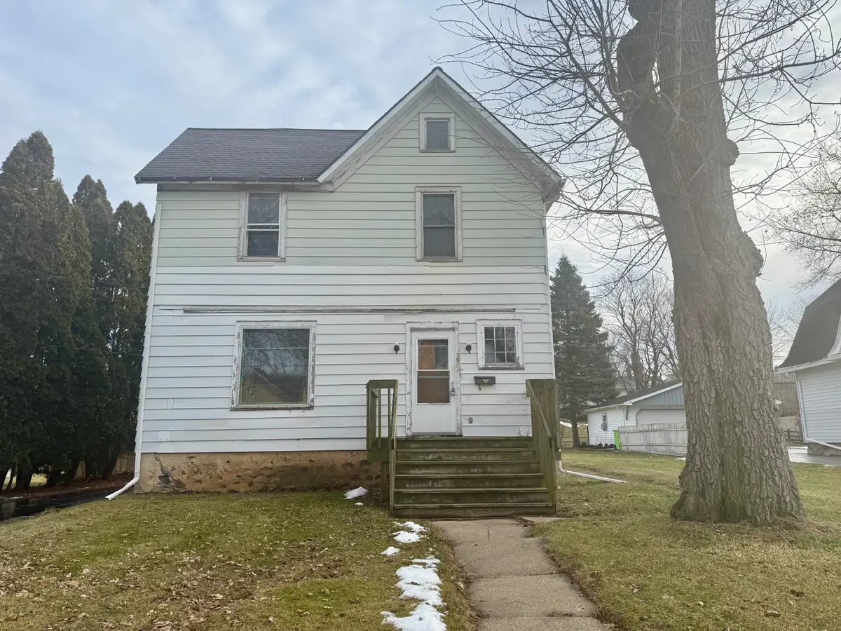 252 S Walnut St, Mayville, WI 53050 - Image #1