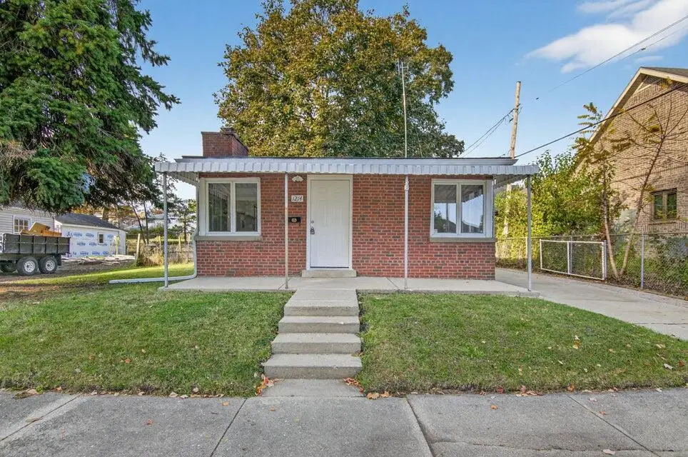 1214 Illinois St, Racine, WI 53405 - Image #1