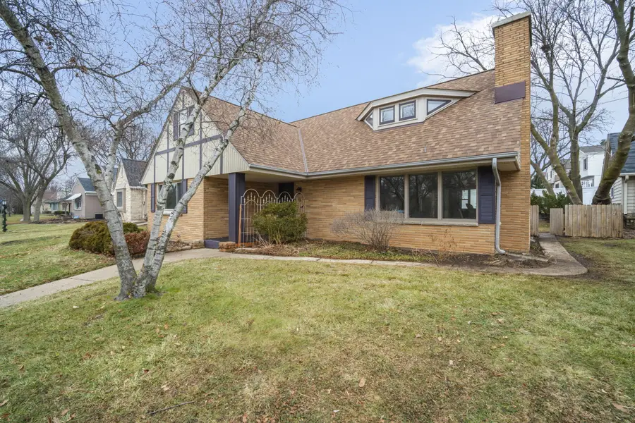 2020 Menomonee River Pkwy, Wauwatosa, WI 53226 - Image #2