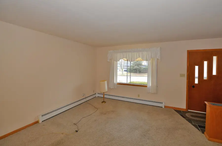 59 Virginia St, Racine, WI 53405 - Image #3