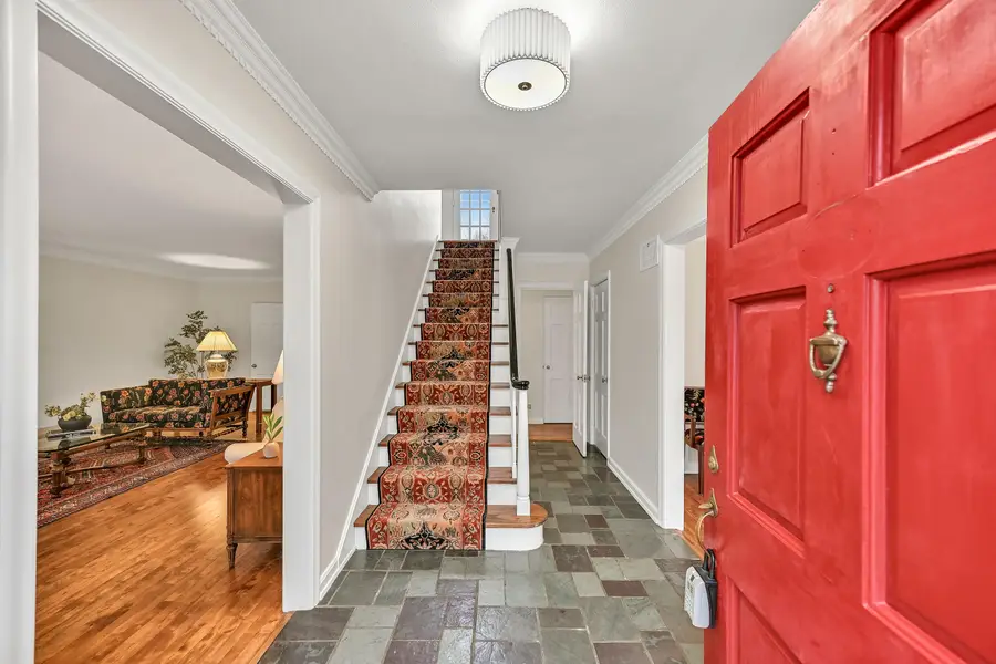 4339 N Alpine Ave, Shorewood, WI 53211 - Image #3