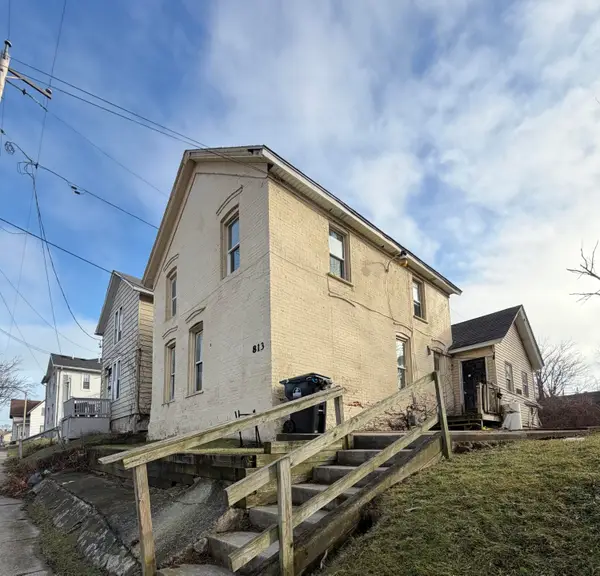 813 9th St, Racine, WI 53403