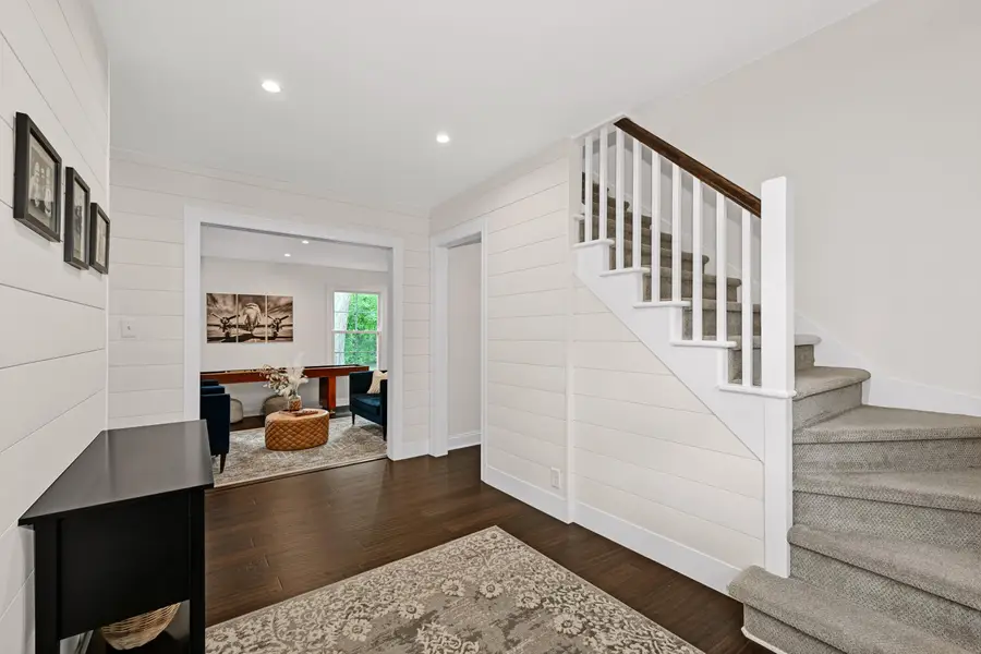 1005 Lone Tree Rd, Elm Grove, WI 53122 - Image #3