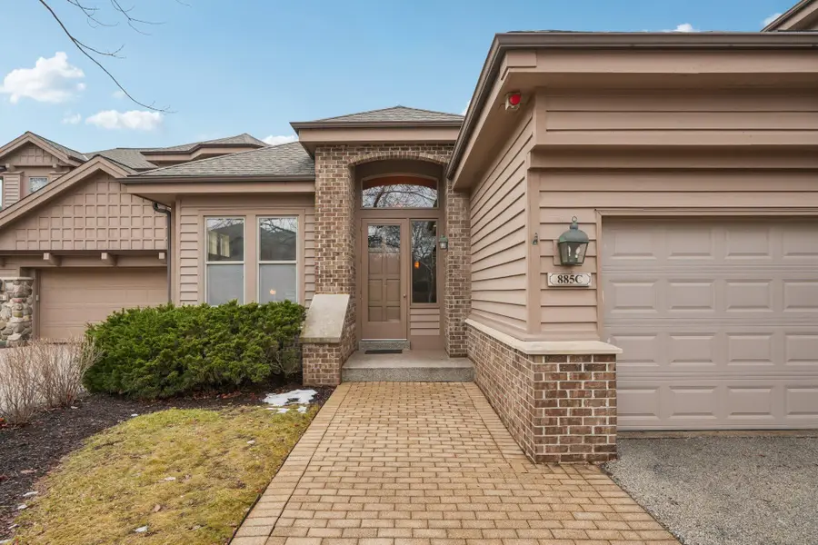 885 Rocky Pt, Brookfield, WI 53005 - Image #2