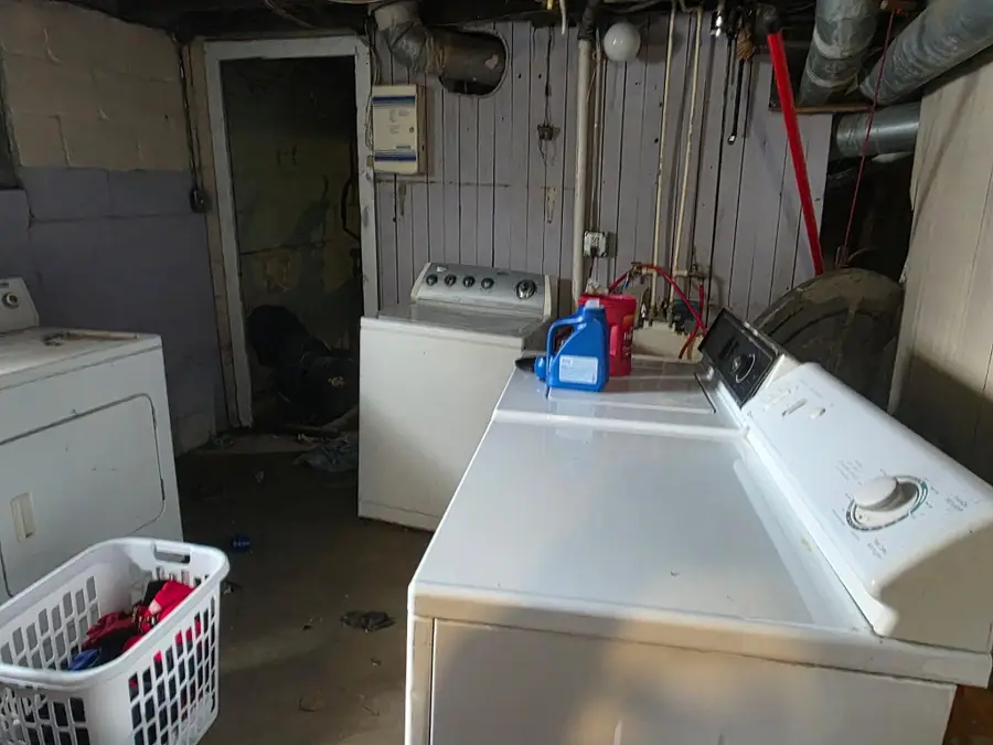 2462 N 38th St, Milwaukee, WI 53210 - #3