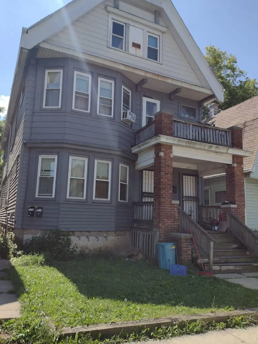 2471-2473 W Keefe Ave, Milwaukee, WI 53206 - Image #2
