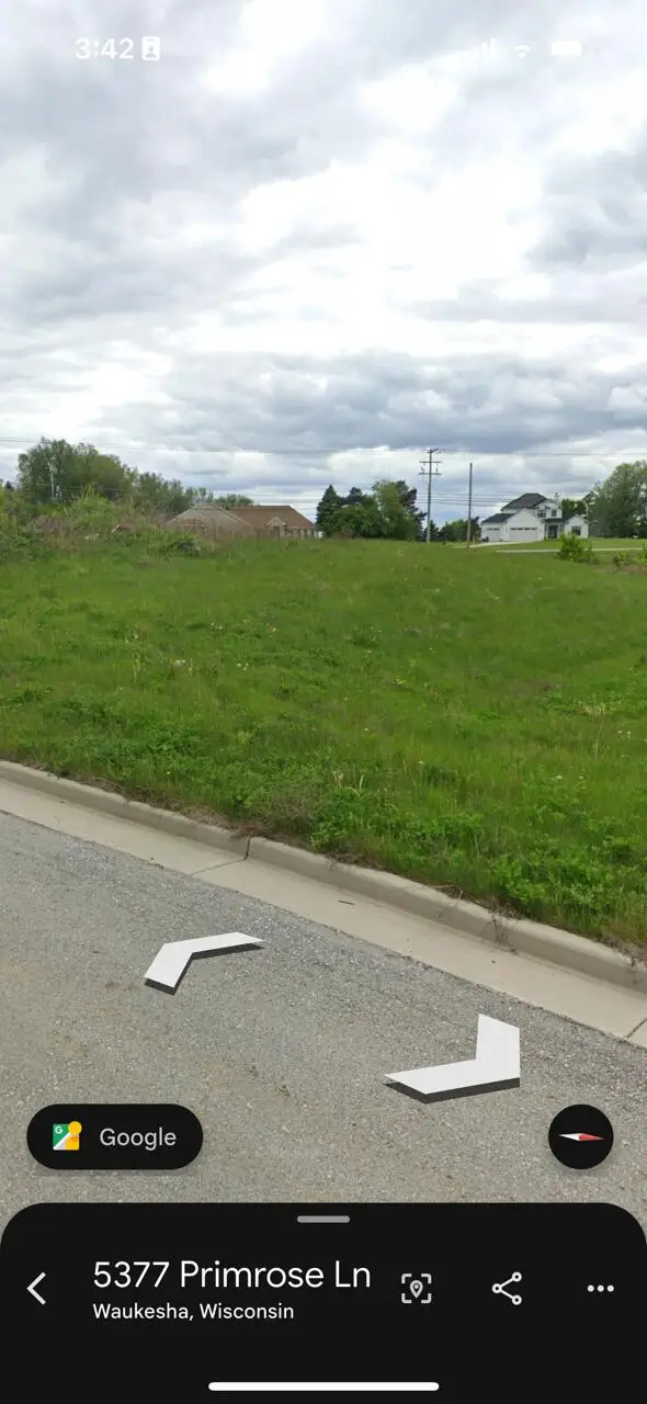 S54W25451 Primrose Ln, Waukesha, WI 53189 - Image #2