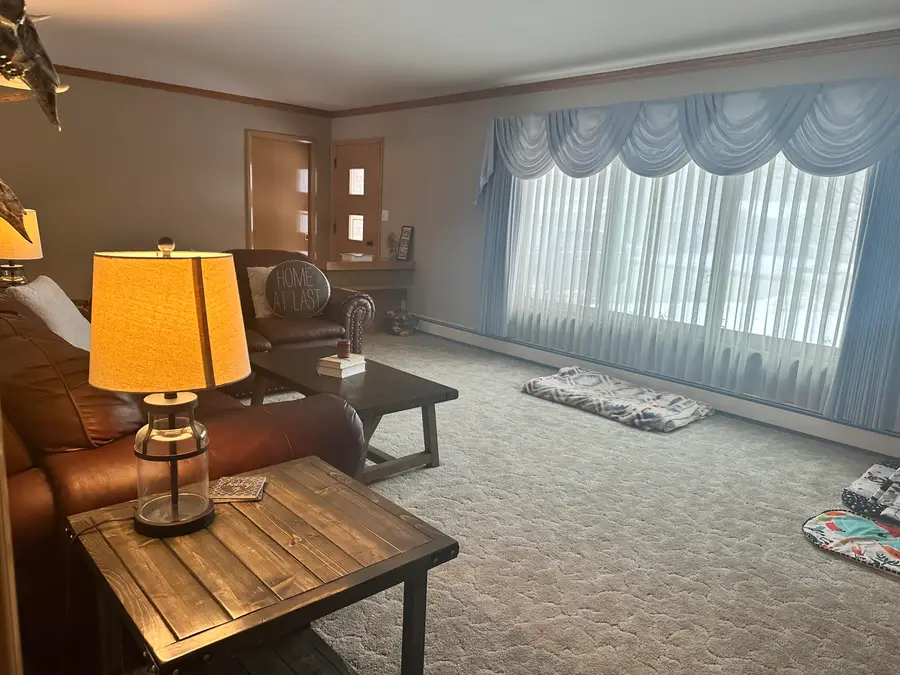 411 S 4th Ave, Saint Nazianz, WI 54232 - Image #2