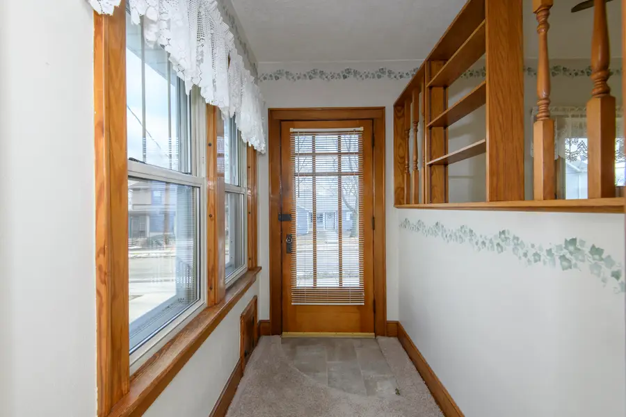 210 Chestnut St, Horicon, WI 53032 - Image #2