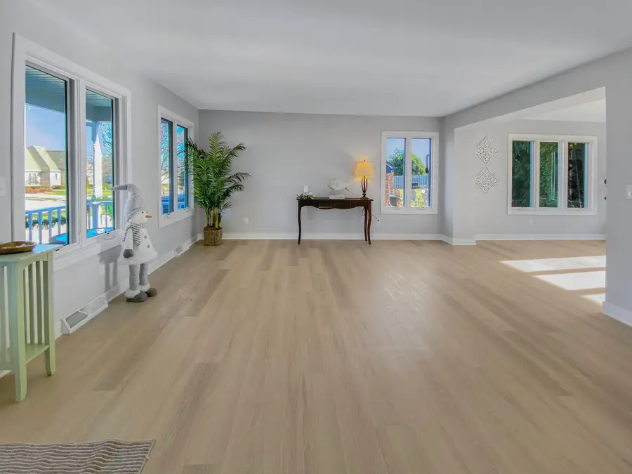 4327 29th St, Kenosha, WI 53144 - Image #3