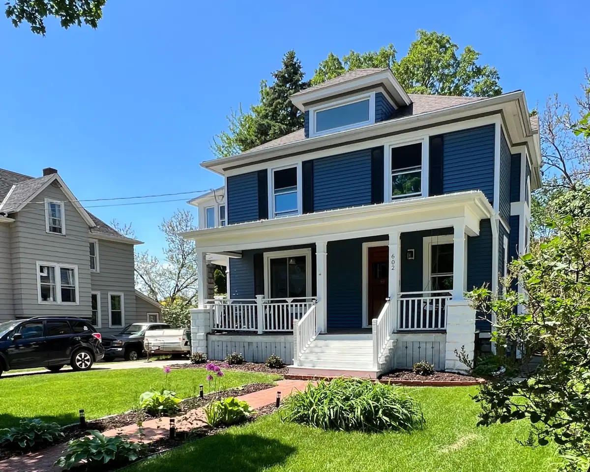 602 N Hartwell Ave, Waukesha, WI 53186 - Image #1