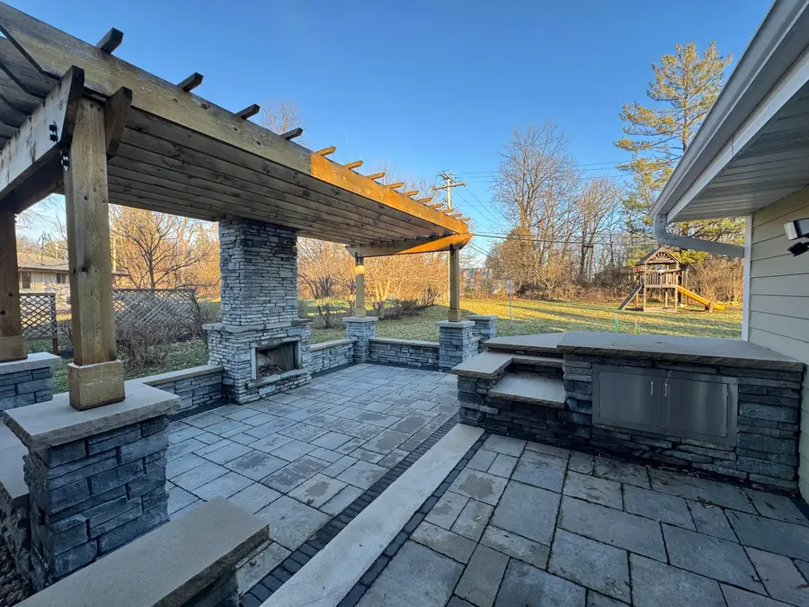 3290 Arroyo Rd, Brookfield, WI 53045 - Image #3