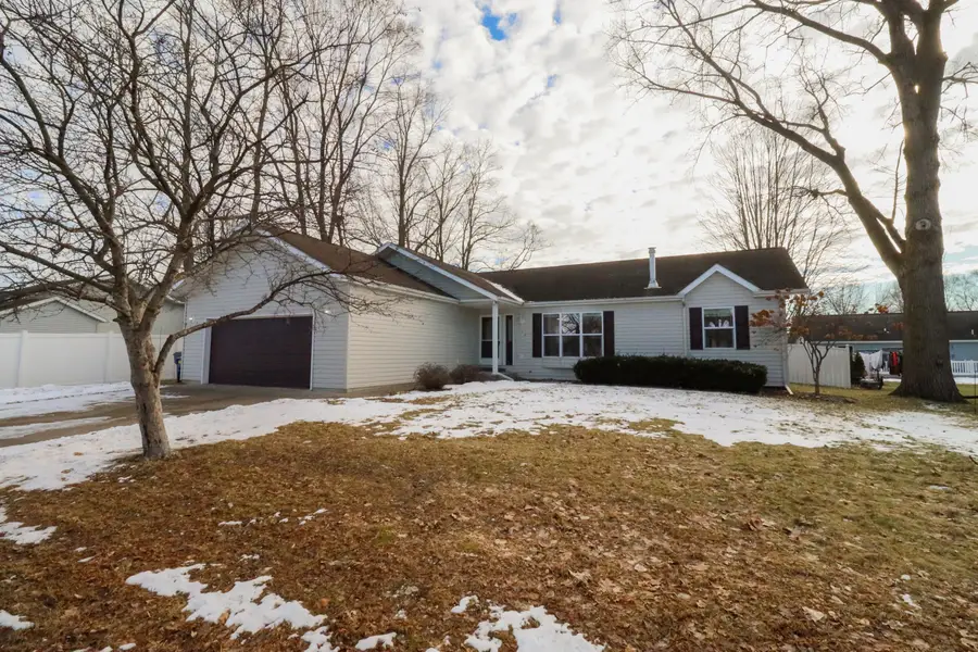 744 Troy St, Onalaska, WI 54650 - Image #2