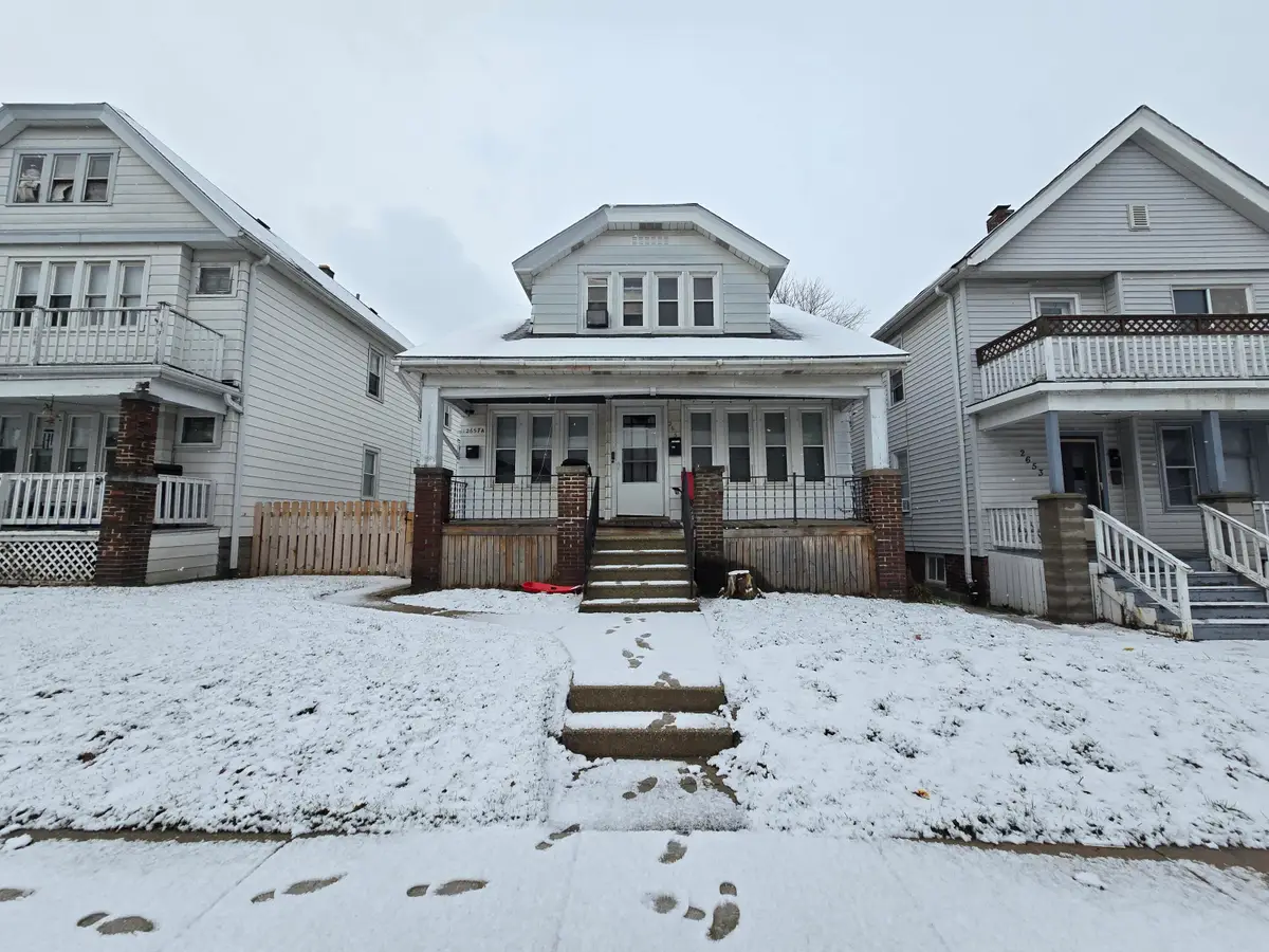 2657 S 15th Pl, Milwaukee, WI 53215 - Image #1