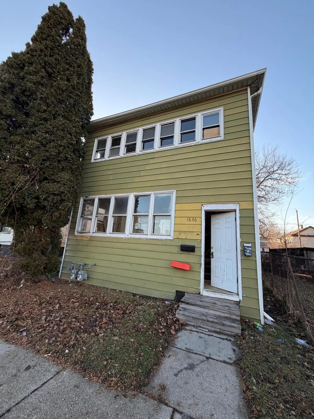 1636 S Memorial Dr, Racine, WI 53403 - Image #1