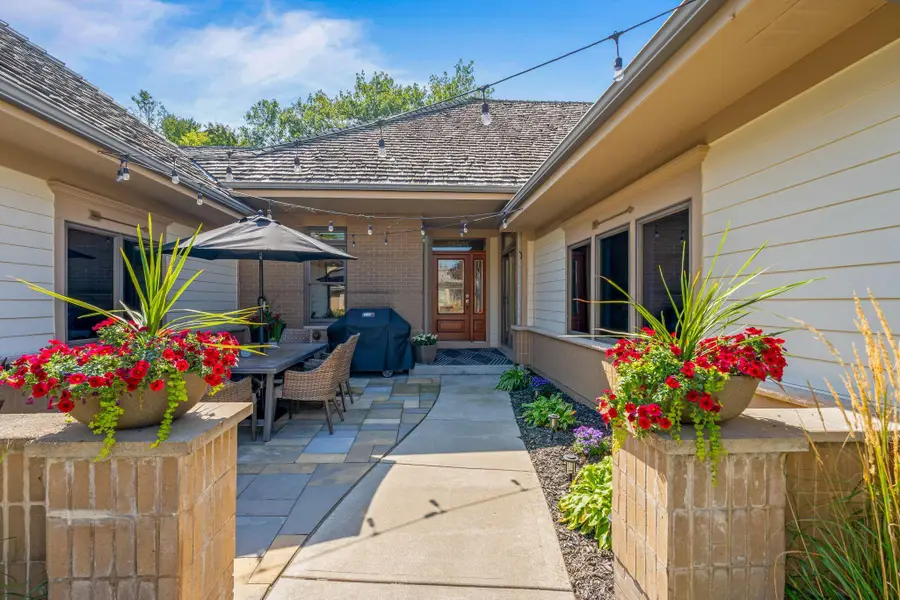 21905 W North Ave, Brookfield, WI 53045 - Image #3