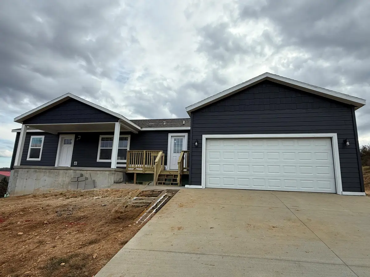 1117 Darcy Dr, Hillsboro, WI 54634 - Image #1