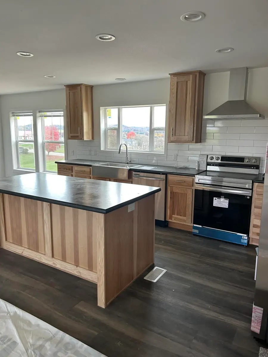 1117 Darcy Dr, Hillsboro, WI 54634 - Image #2