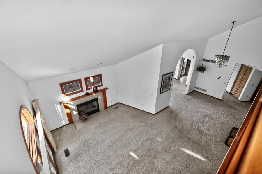 2415 Walnut Grove Ct, Brookfield, WI 53005 - Image #3