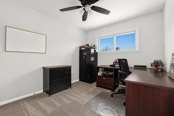 510 Madison St E, Caledonia, MN 55921