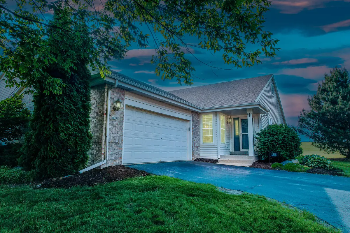 1218 Steeplechase Dr, Watertown, WI 53094 - Image #1