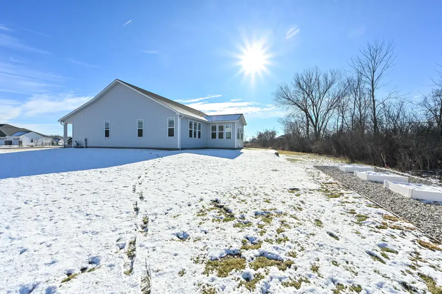 N75W17838 Woody Ln, Menomonee Falls, WI 53051 - Image #2