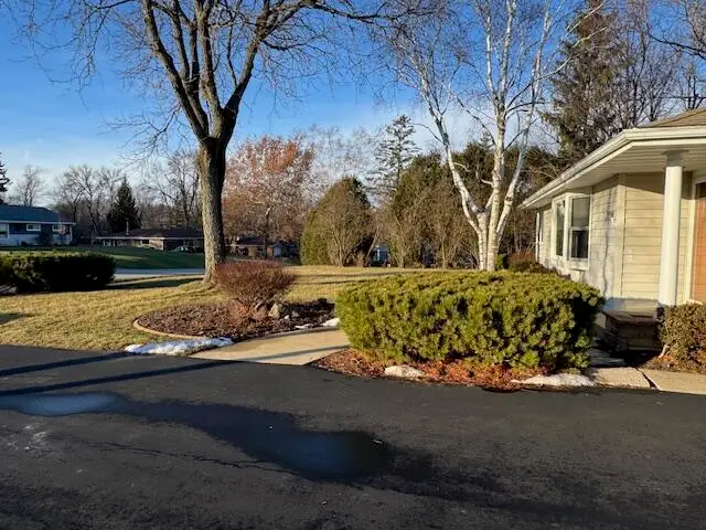 3440 Mountain Dr, Brookfield, WI 53045 - Image #3