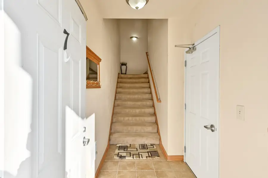 12248 W Virginia Cir, Franklin, WI 53132 - Image #2