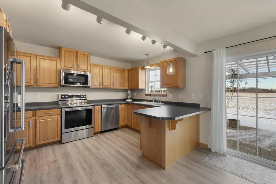 215 Maries Way, Random Lake, WI 53075 - Image #2