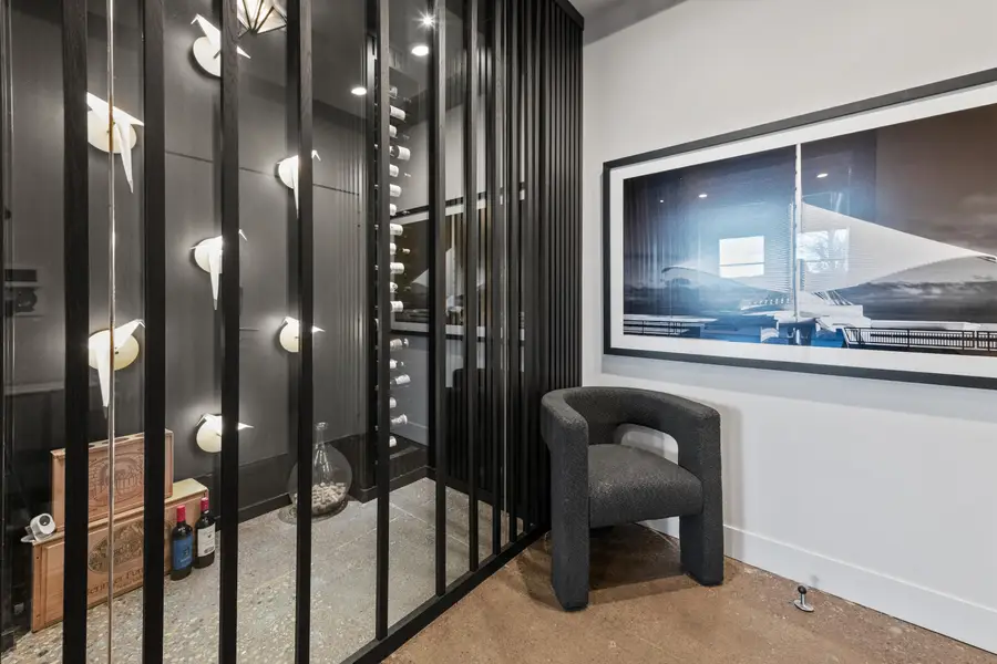 400 N Broadway, Milwaukee, WI 53202 - Image #2