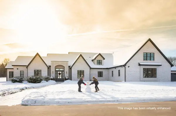 1829 W Mill Rd, Jackson, WI 53037